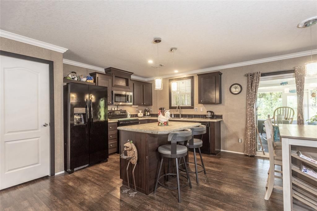 En Venta: $320,000 (5 camas, 3 baños, 2160 Pies cuadrados)