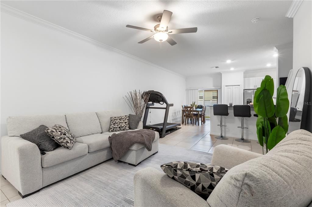 На продажу: $275,000 (3 спален, 2 ванн, 1634 Квадратных фут)