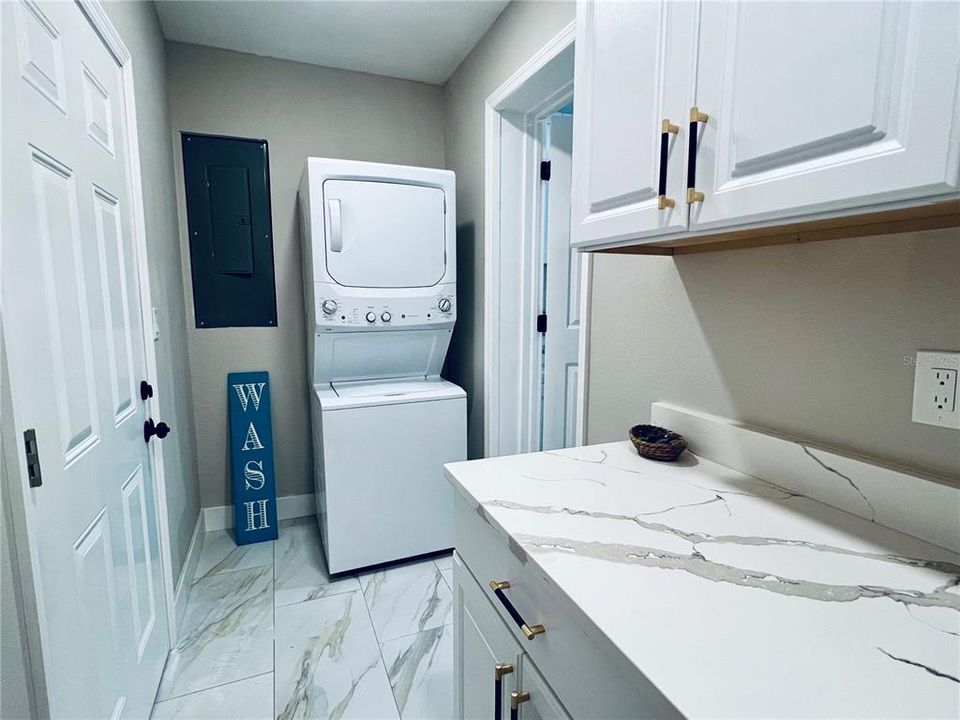 For Rent: $4,975 (3 beds, 2 baths, 1596 Square Feet)