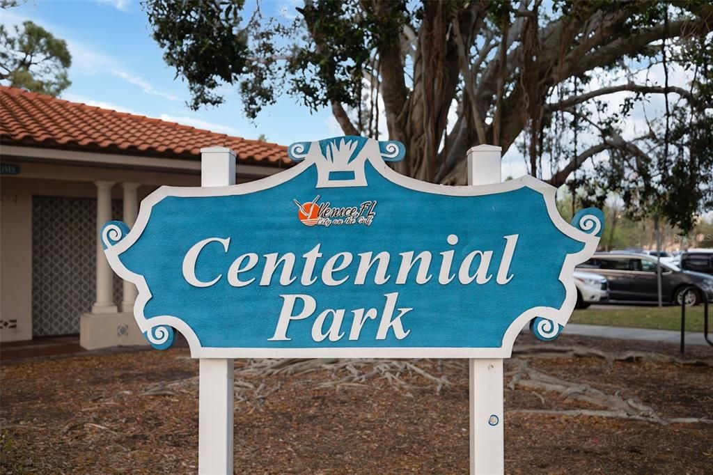 待售: $410,000 (4 贝兹, 0 浴室, 1686 平方英尺)