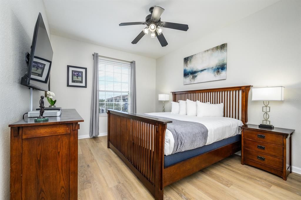 Active With Contract: $495,000 (3 beds, 2 baths, 1412 Square Feet)