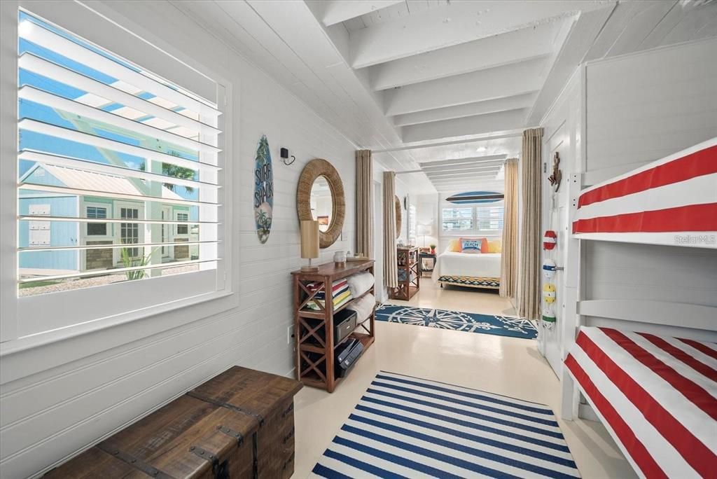 出租: $5,000 (3 贝兹, 2 浴室, 1134 平方英尺)