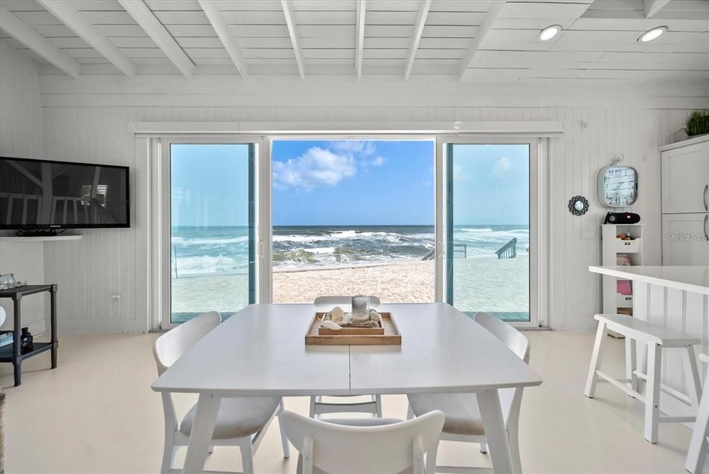 出租: $5,000 (3 贝兹, 2 浴室, 1134 平方英尺)