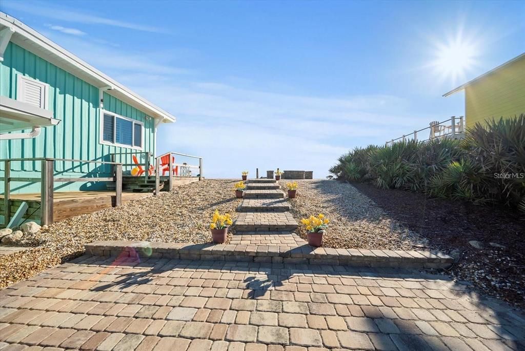 出租: $5,000 (3 贝兹, 2 浴室, 1134 平方英尺)