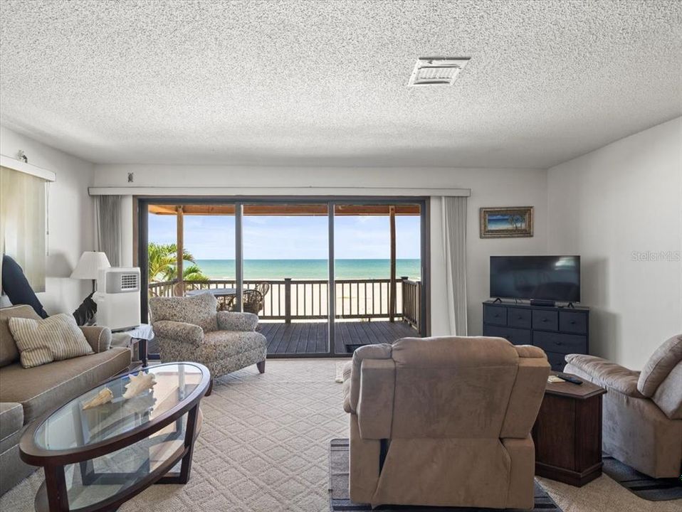 待售: $4,800,000 (6 贝兹, 4 浴室, 2750 平方英尺)