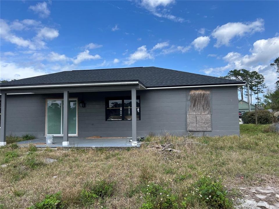 For Sale: $260,000 (3 beds, 2 baths, 1636 Square Feet)