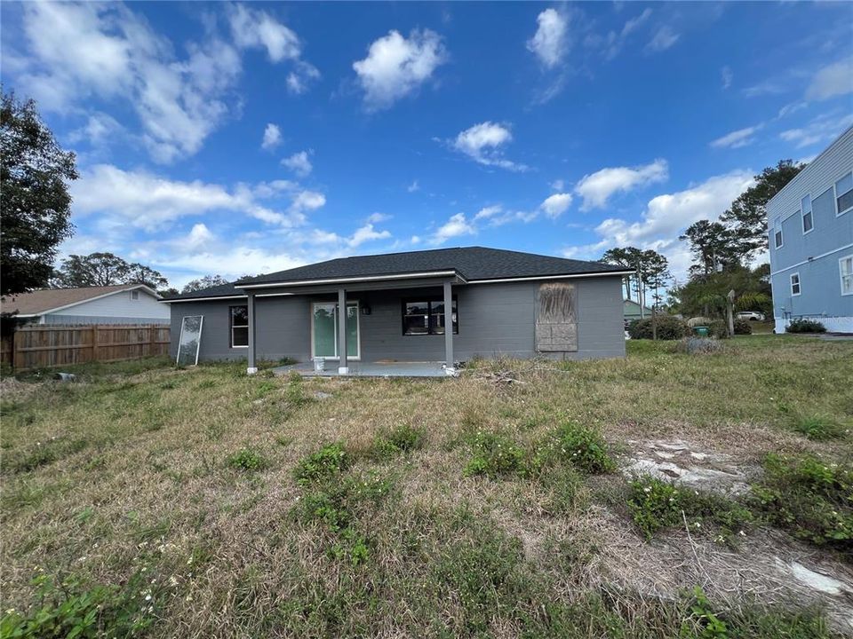 For Sale: $260,000 (3 beds, 2 baths, 1636 Square Feet)