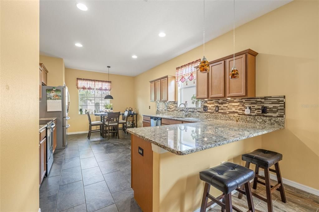 For Sale: $350,000 (3 beds, 2 baths, 1670 Square Feet)