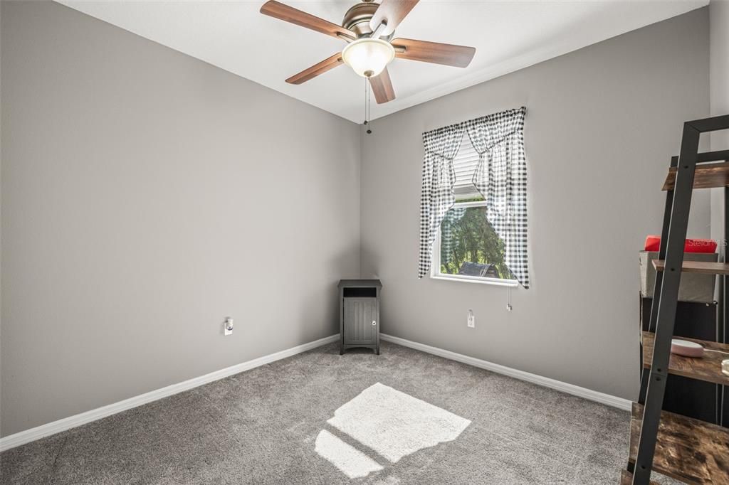 For Sale: $350,000 (3 beds, 2 baths, 1670 Square Feet)