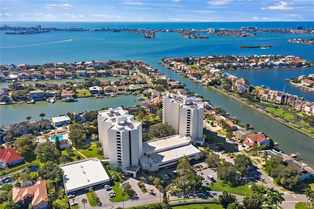 Недавно продано: $575,000 (3 спален, 2 ванн, 1912 Квадратных фут)