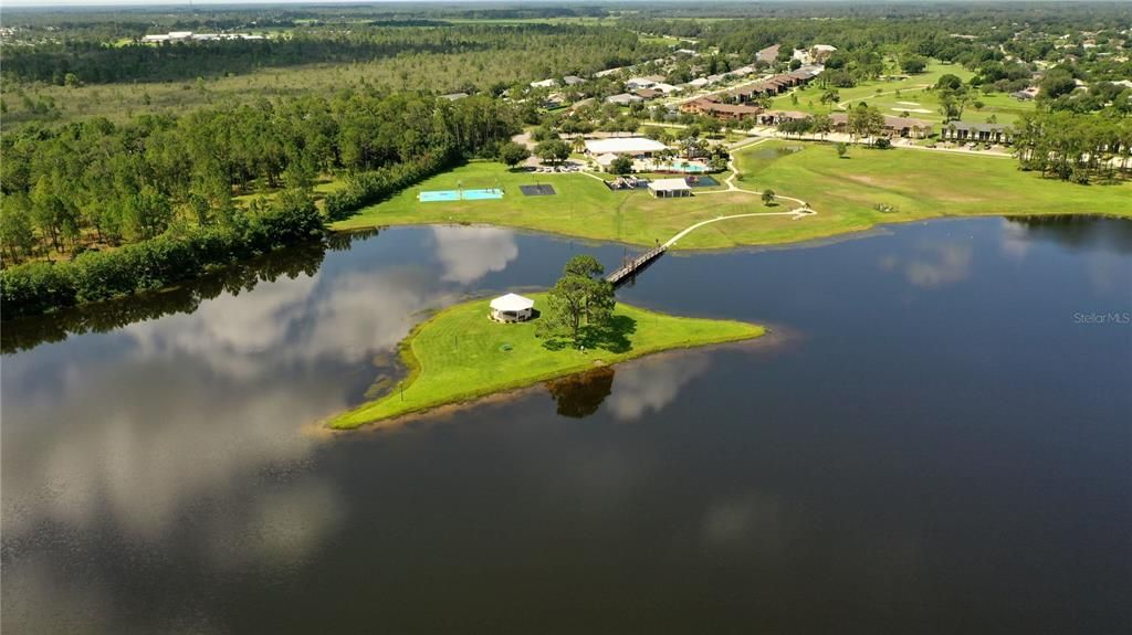 待售: $152,500 (2 贝兹, 2 浴室, 972 平方英尺)