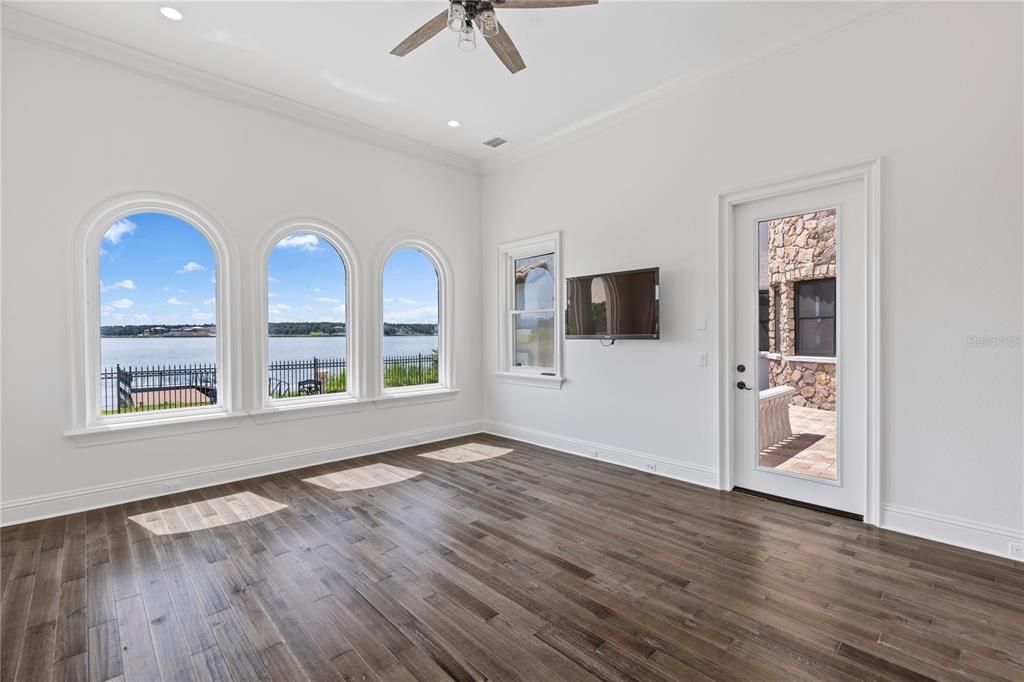 For Sale: $1,995,900 (4 beds, 5 baths, 4319 Square Feet)