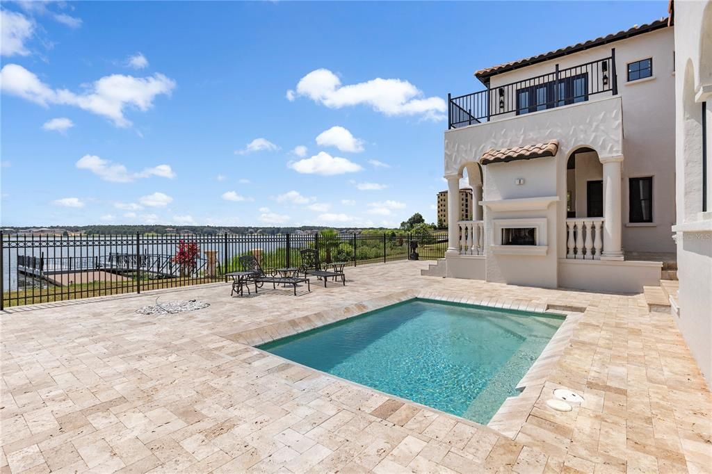 For Sale: $1,995,900 (4 beds, 5 baths, 4319 Square Feet)