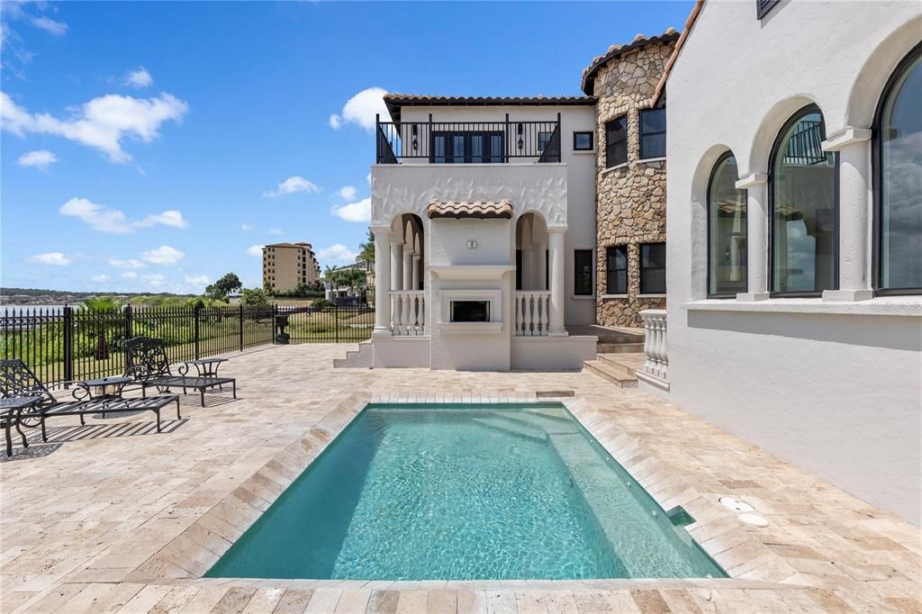 For Sale: $1,995,900 (4 beds, 5 baths, 4319 Square Feet)