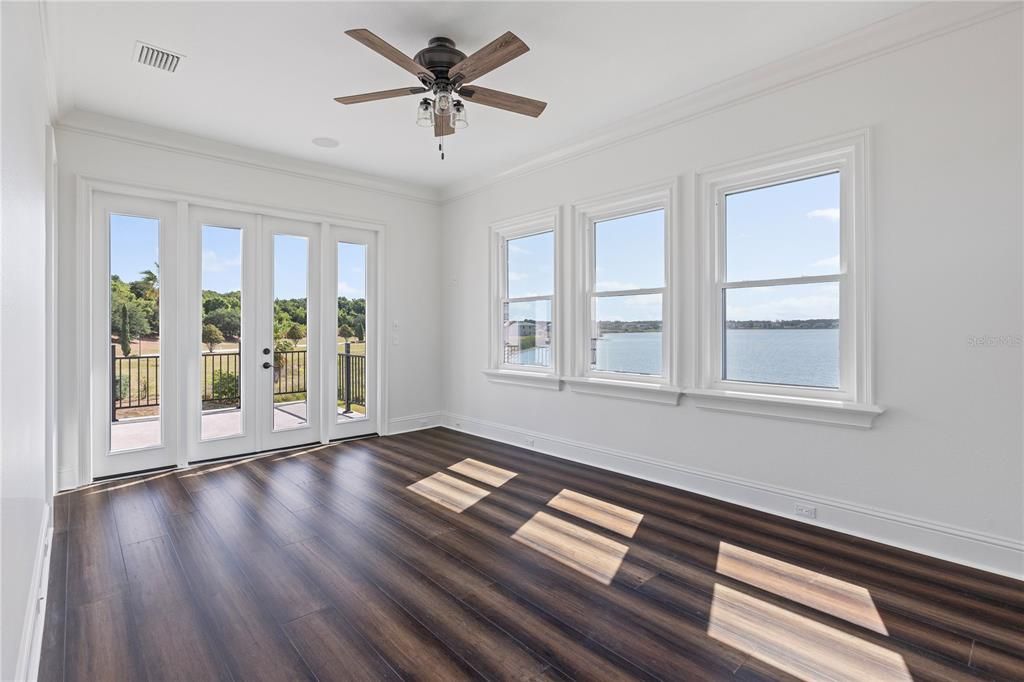 For Sale: $1,995,900 (4 beds, 5 baths, 4319 Square Feet)