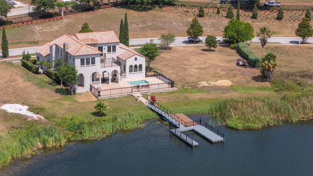 For Sale: $1,995,900 (4 beds, 5 baths, 4319 Square Feet)