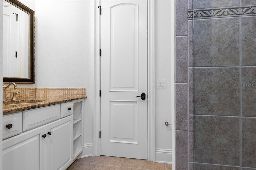 For Sale: $1,995,900 (4 beds, 5 baths, 4319 Square Feet)