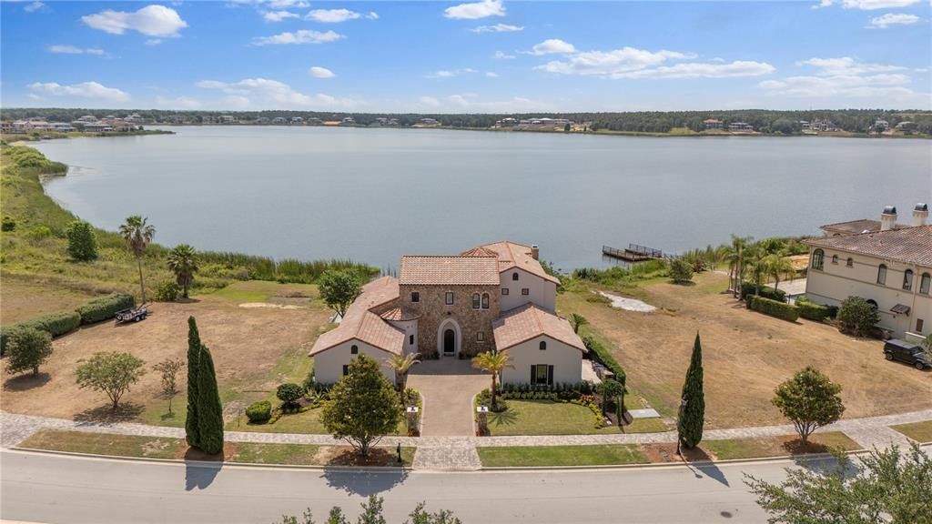 For Sale: $1,995,900 (4 beds, 5 baths, 4319 Square Feet)