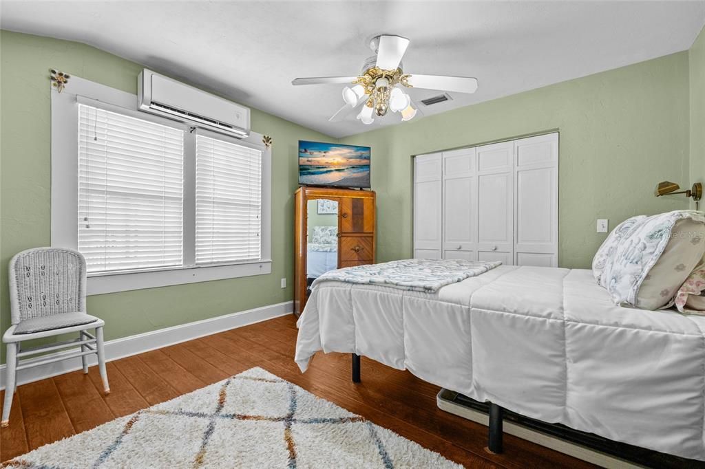 Active With Contract: $374,000 (4 beds, 3 baths, 3556 Square Feet)