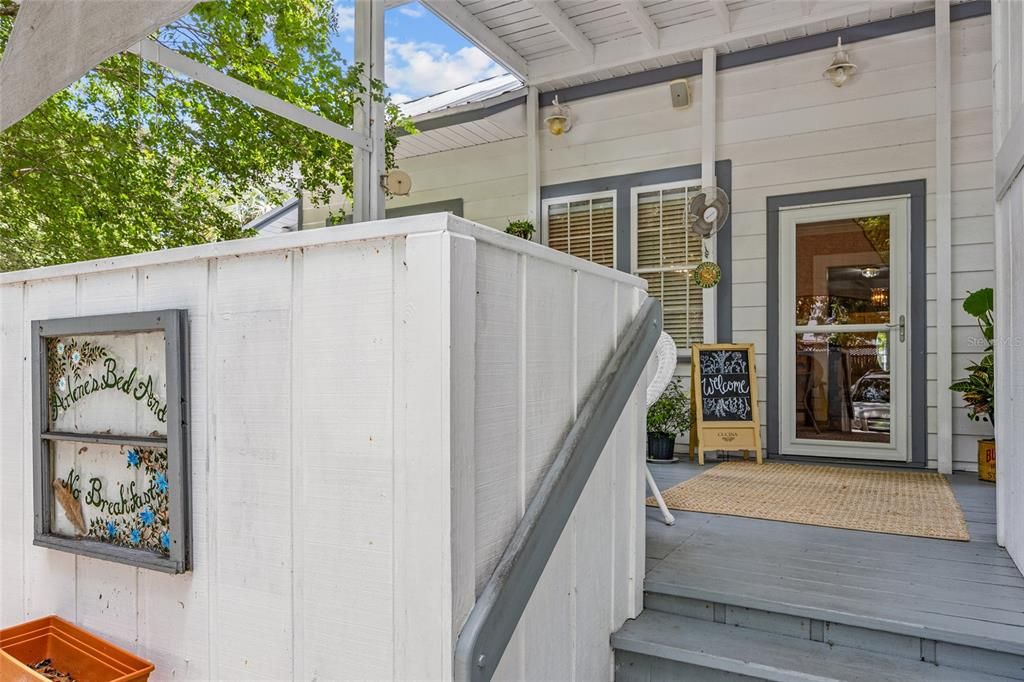 Active With Contract: $374,000 (4 beds, 3 baths, 3556 Square Feet)