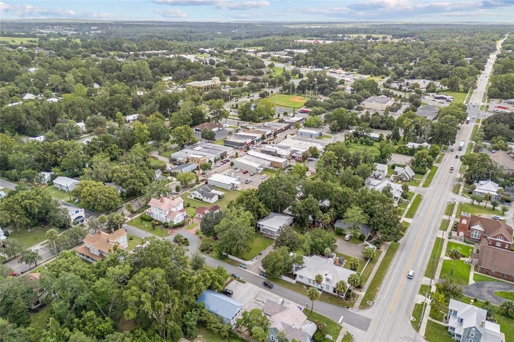 Active With Contract: $374,000 (4 beds, 3 baths, 3556 Square Feet)