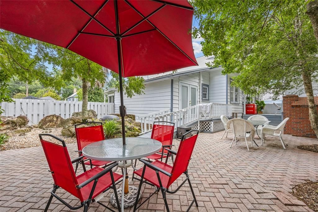 Active With Contract: $374,000 (4 beds, 3 baths, 3556 Square Feet)