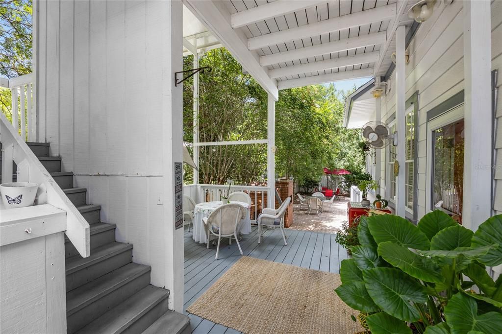 Active With Contract: $374,000 (4 beds, 3 baths, 3556 Square Feet)