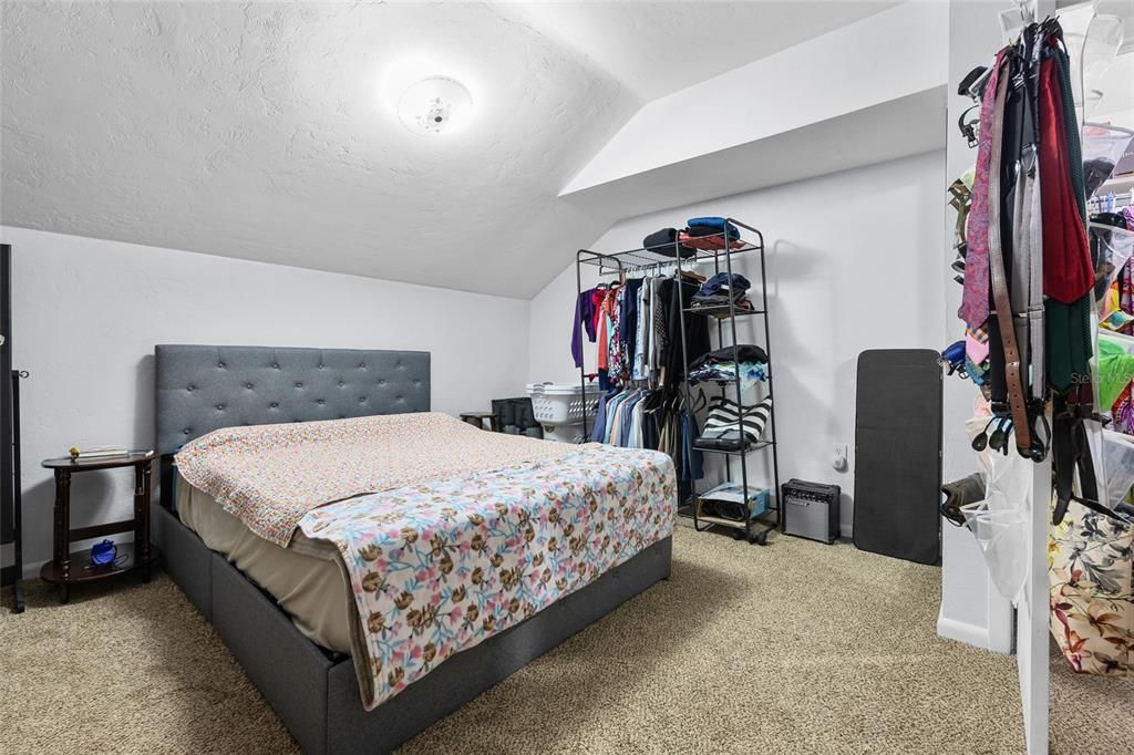 Active With Contract: $374,000 (4 beds, 3 baths, 3556 Square Feet)