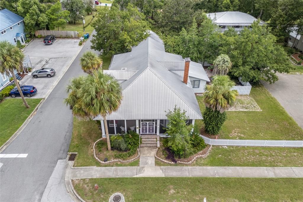 Active With Contract: $374,000 (4 beds, 3 baths, 3556 Square Feet)