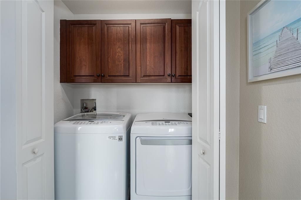 For Sale: $399,900 (2 beds, 2 baths, 1543 Square Feet)