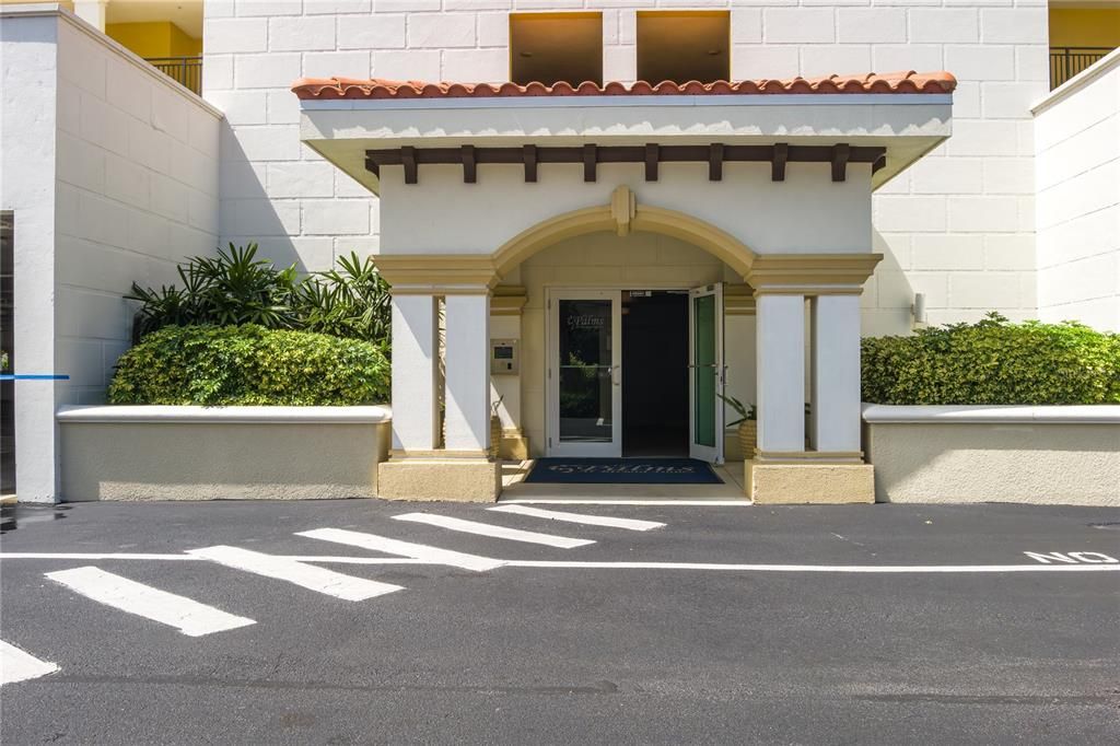 For Sale: $399,900 (2 beds, 2 baths, 1543 Square Feet)