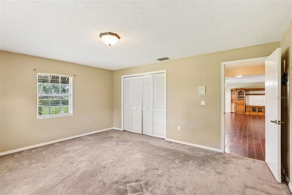 Active With Contract: $549,900 (4 beds, 2 baths, 3741 Square Feet)