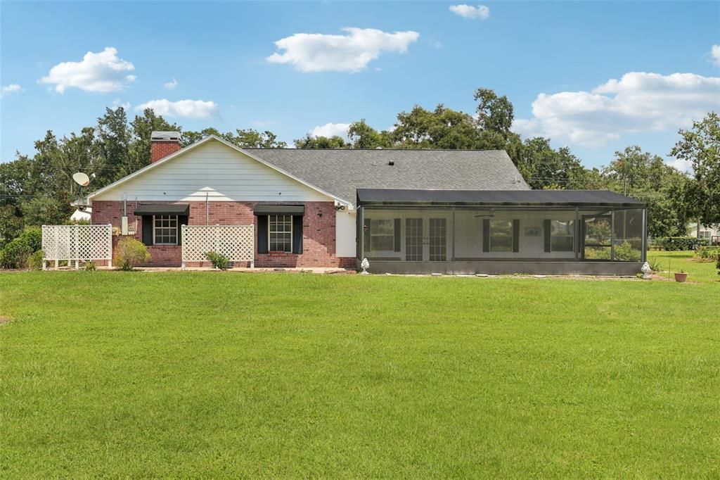 Active With Contract: $549,900 (4 beds, 2 baths, 3741 Square Feet)