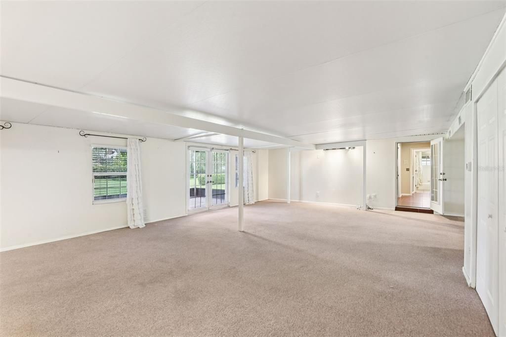 Active With Contract: $549,900 (4 beds, 2 baths, 3741 Square Feet)