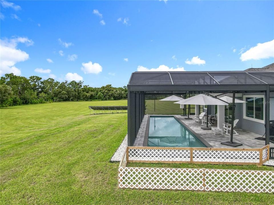 For Sale: $3,000,000 (5 beds, 5 baths, 4000 Square Feet)