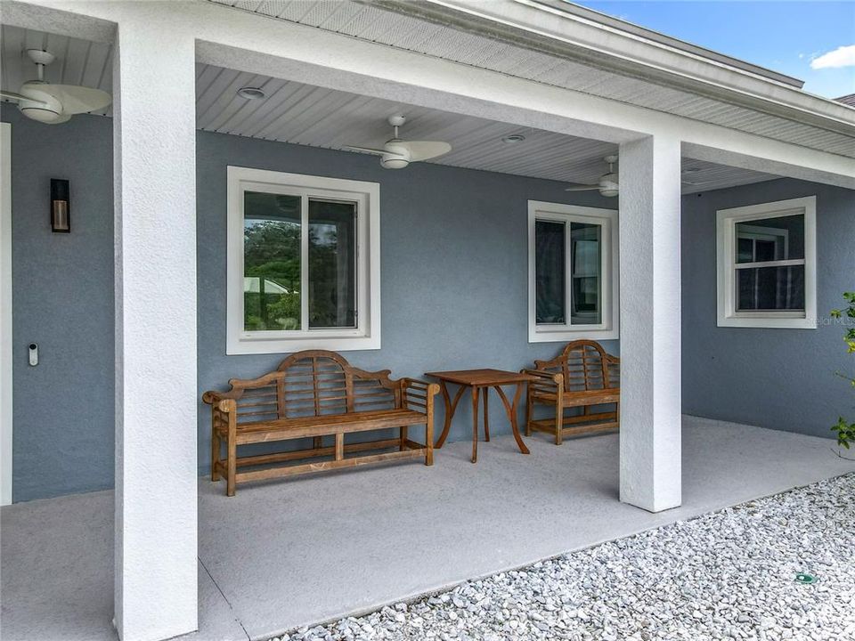 For Sale: $3,000,000 (5 beds, 5 baths, 4000 Square Feet)