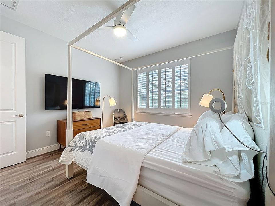 For Sale: $3,000,000 (5 beds, 5 baths, 4000 Square Feet)