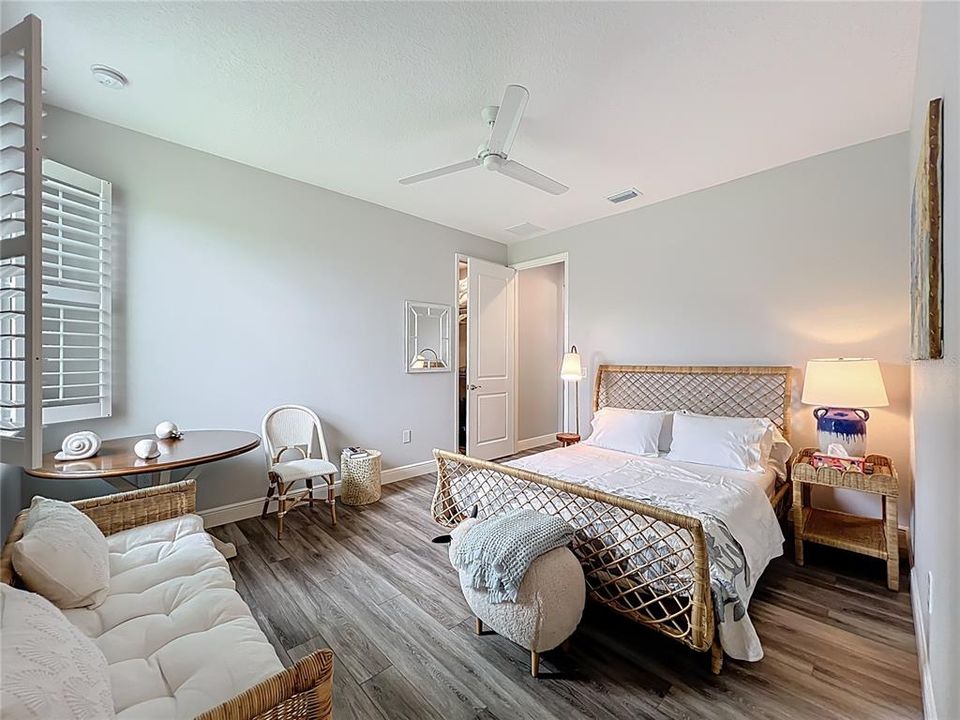 For Sale: $3,000,000 (5 beds, 5 baths, 4000 Square Feet)