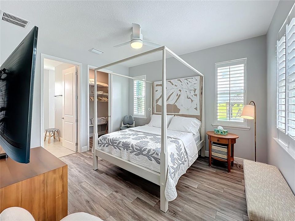 For Sale: $3,000,000 (5 beds, 5 baths, 4000 Square Feet)