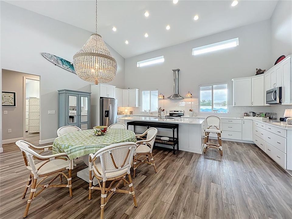 For Sale: $3,000,000 (5 beds, 5 baths, 4000 Square Feet)