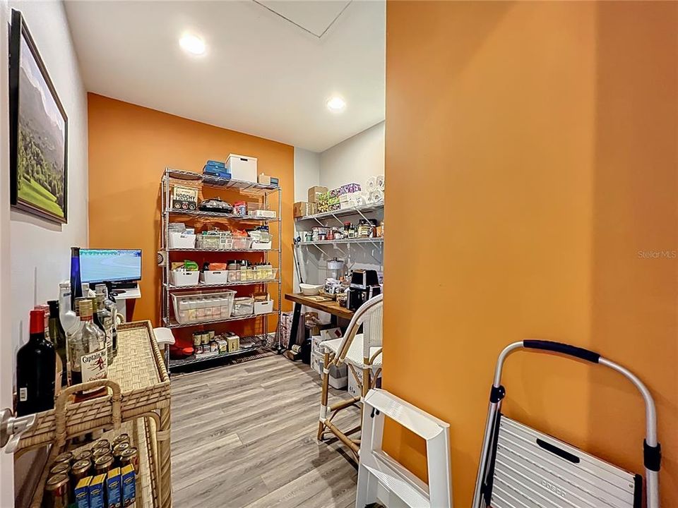 For Sale: $3,000,000 (5 beds, 5 baths, 4000 Square Feet)