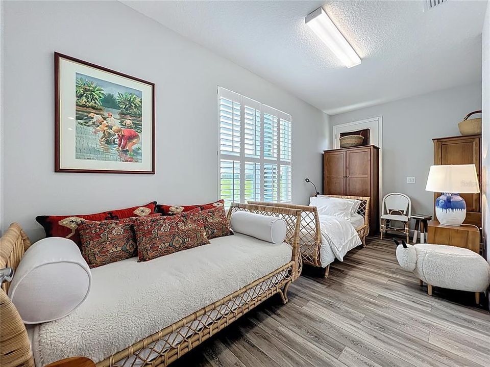 For Sale: $3,000,000 (5 beds, 5 baths, 4000 Square Feet)