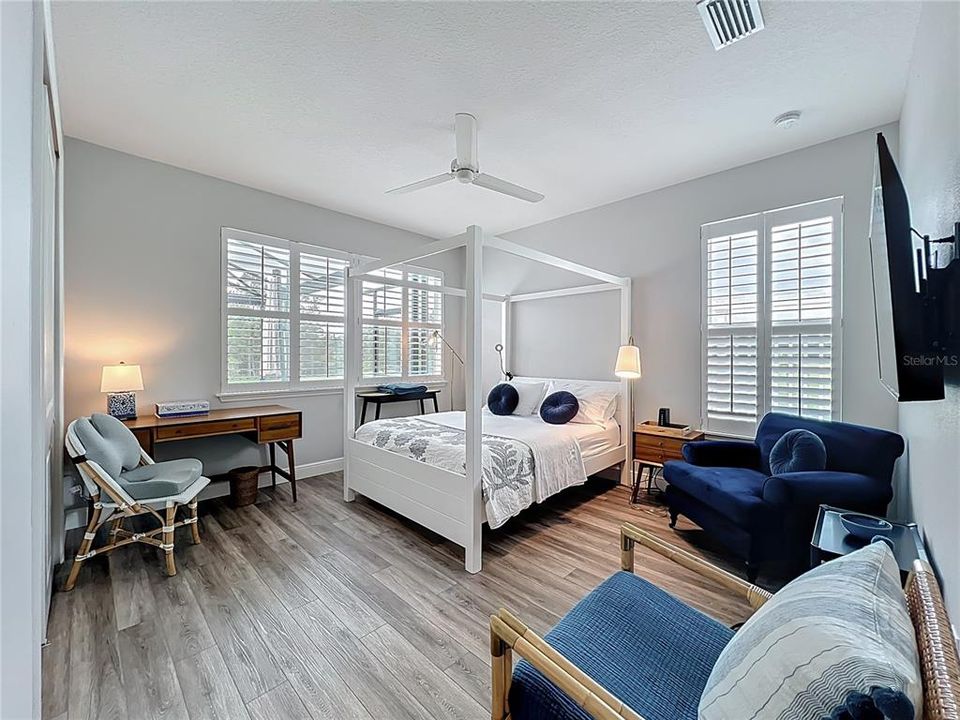 For Sale: $3,000,000 (5 beds, 5 baths, 4000 Square Feet)