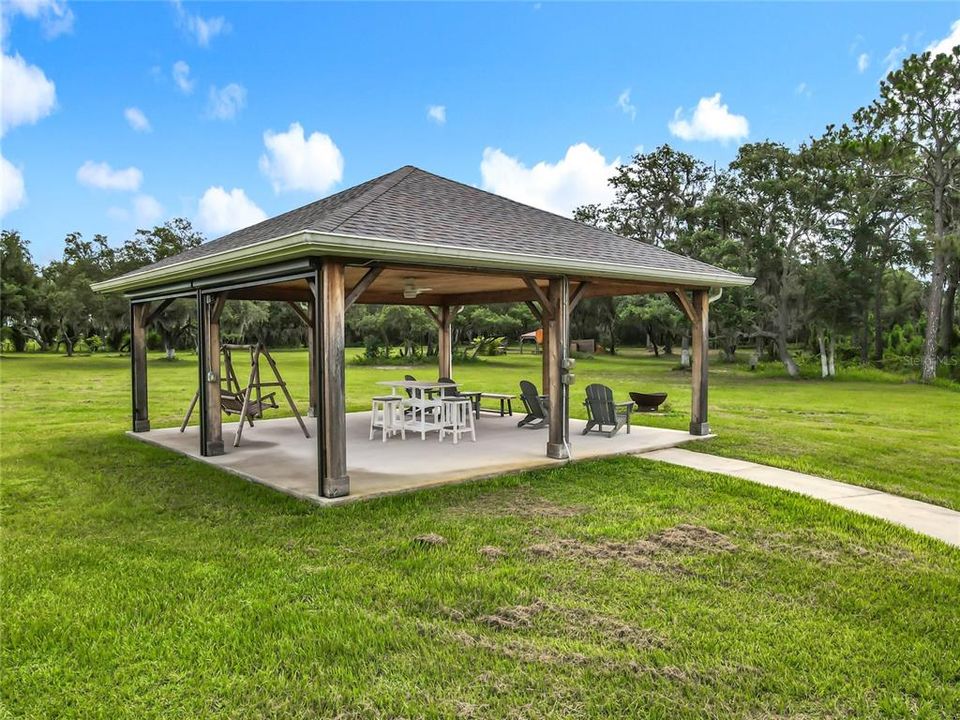 For Sale: $3,000,000 (5 beds, 5 baths, 4000 Square Feet)