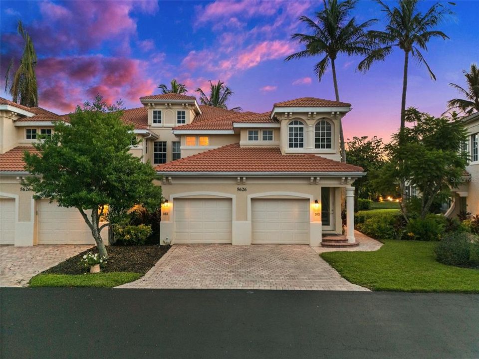 待售: $475,000 (3 贝兹, 2 浴室, 1496 平方英尺)