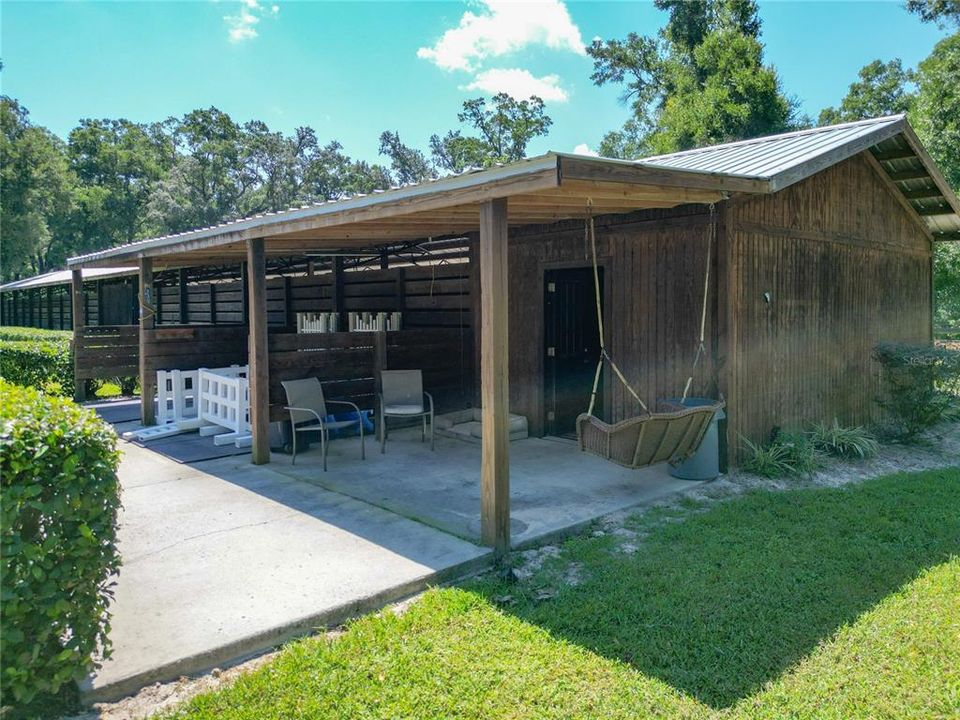 For Sale: $650,000 (3 beds, 2 baths, 1080 Square Feet)