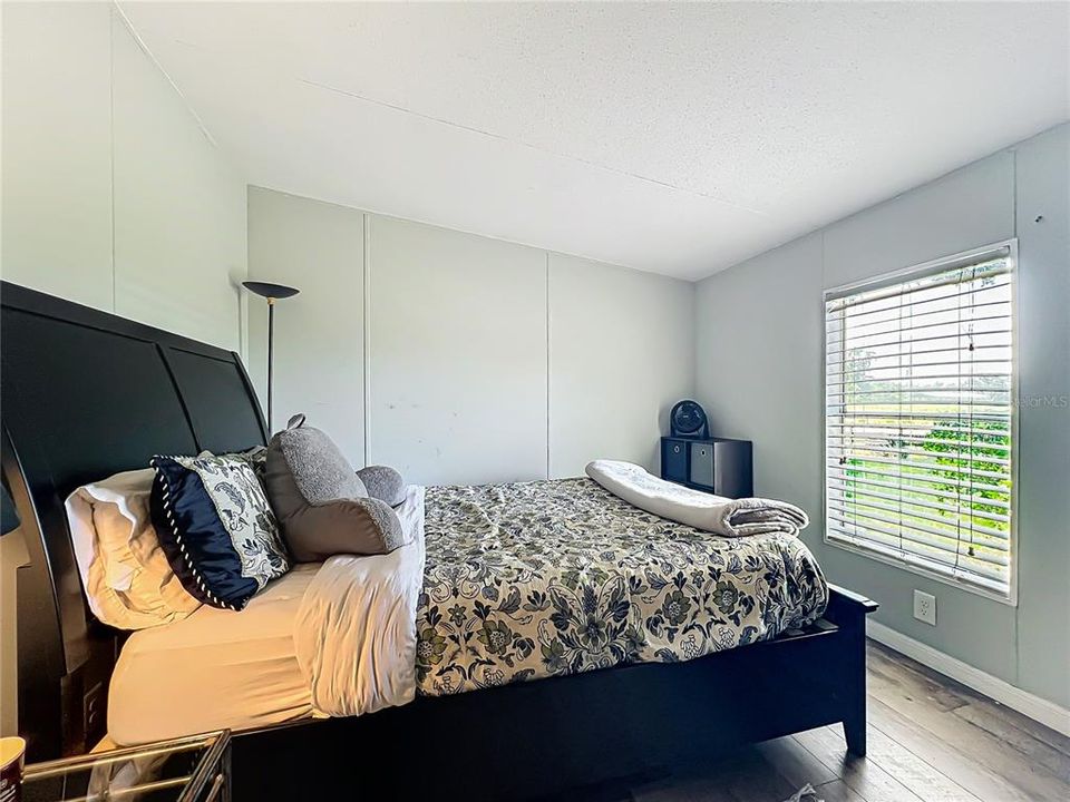 For Sale: $650,000 (3 beds, 2 baths, 1080 Square Feet)