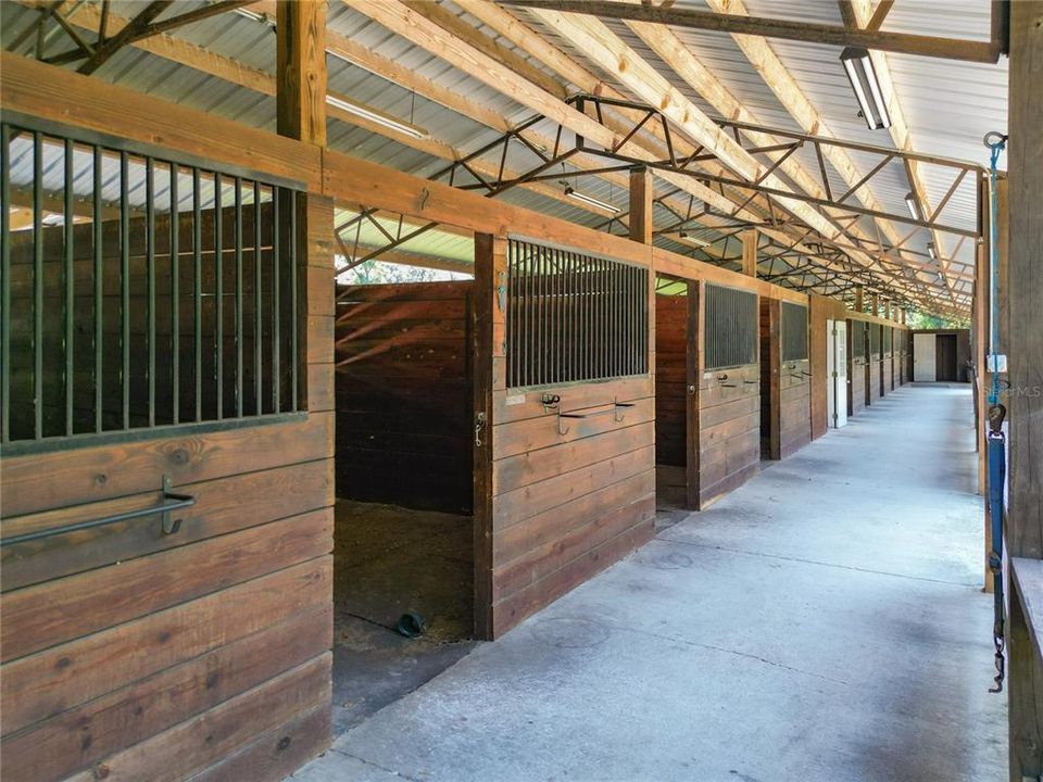 For Sale: $650,000 (3 beds, 2 baths, 1080 Square Feet)