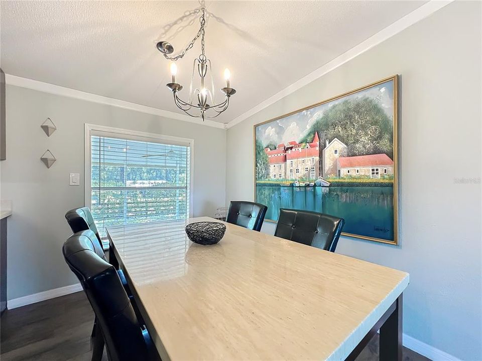 For Sale: $650,000 (3 beds, 2 baths, 1080 Square Feet)