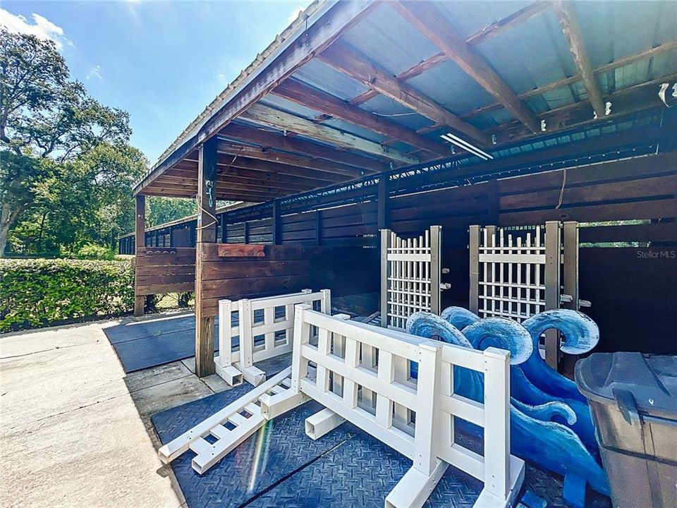 For Sale: $650,000 (3 beds, 2 baths, 1080 Square Feet)